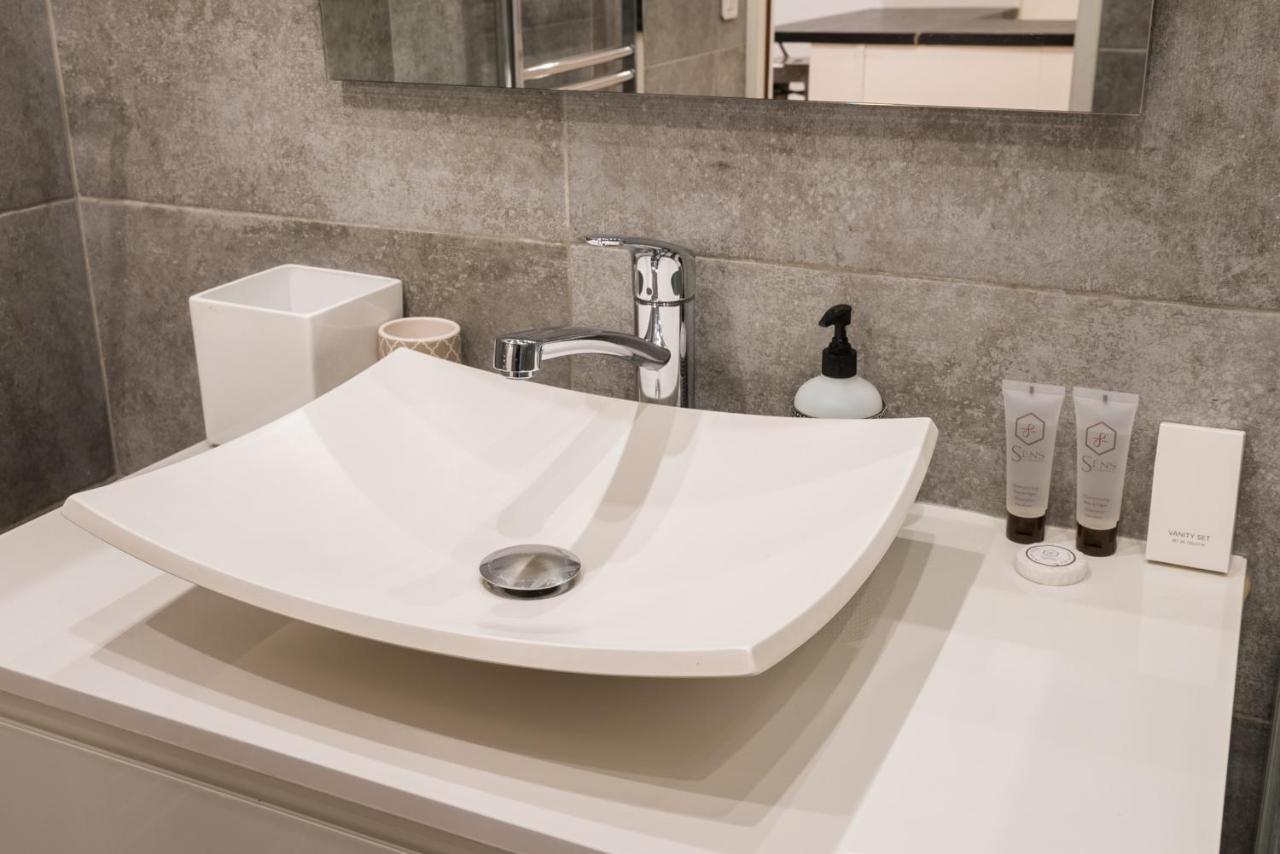 Spacious Apartment-2Br-4P-Boulevard Saint-Germain ปารีส ภายนอก รูปภาพ